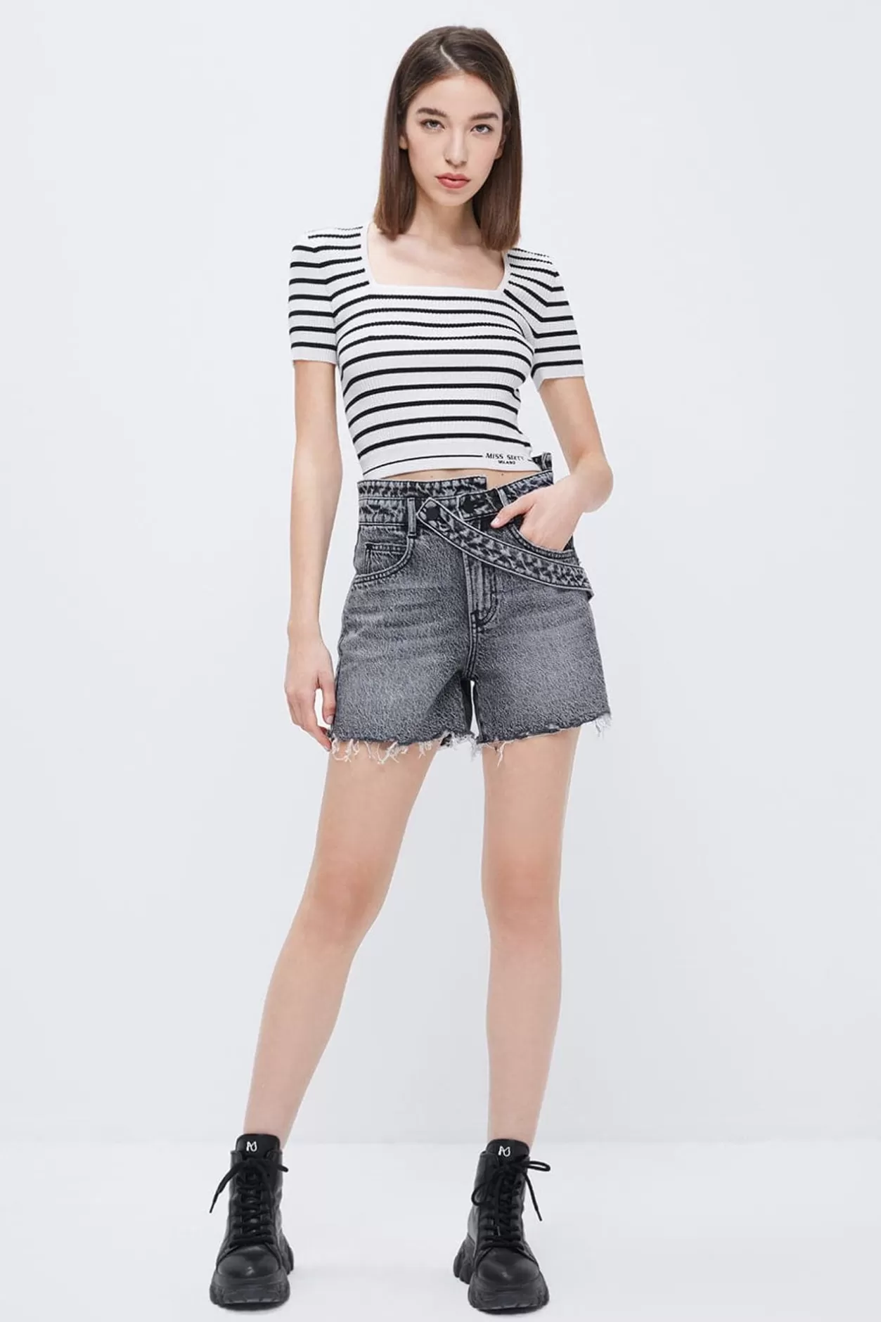 Miss Sixty Stylish Frayed Denim Shorts Black Fog Fashion