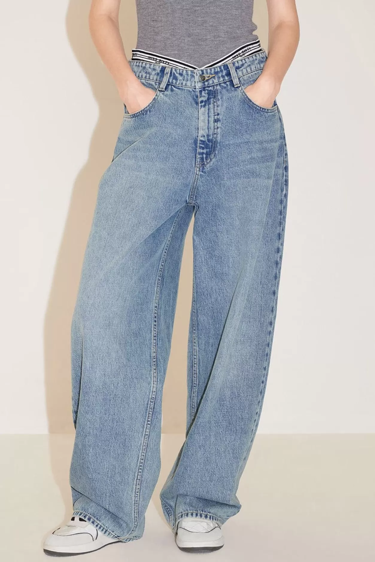 Miss Sixty V-Shape Patchwork High Waist Straight Fit Jeans Light Blue Online